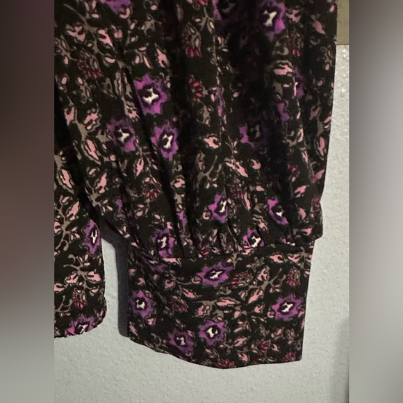 Lane Bryant Relaxed Blouson-Sleeve Banded-Botton Top - Picture 4 of 6